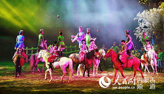 呼和浩特草原美景 (内蒙古呼和浩特市草原风情)