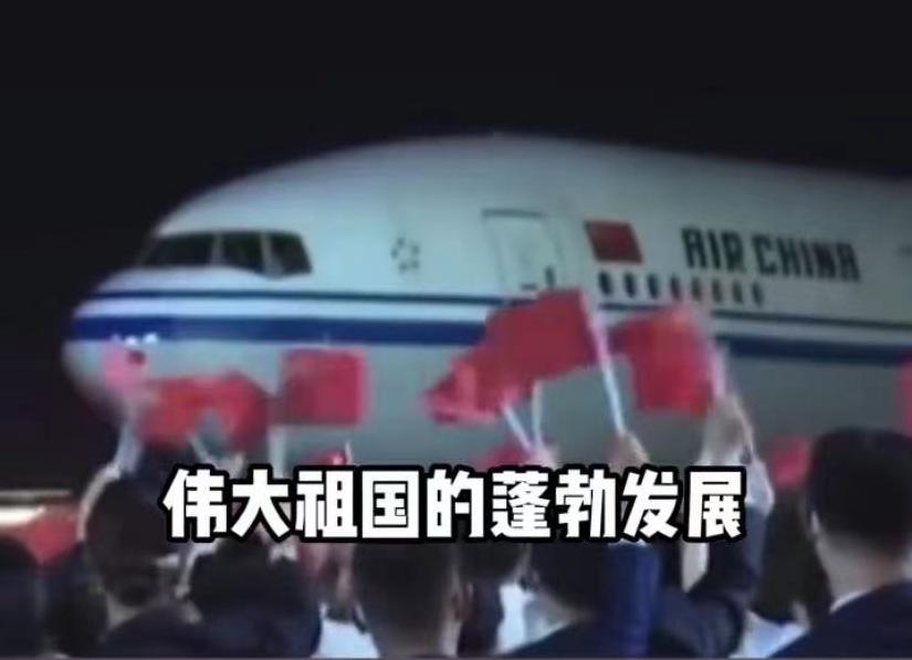 港星吴启华接力守护香港,港星吴启华抖音号