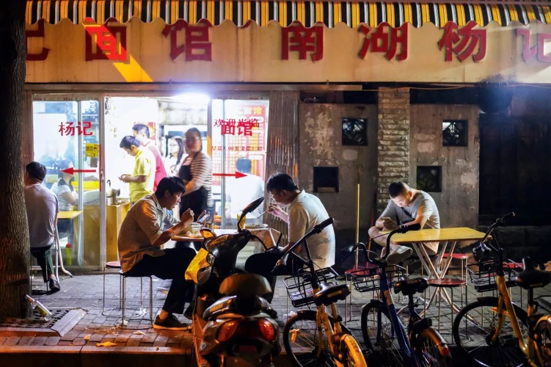 在南京到哪吃淮扬菜,在南京早晨去哪里吃早饭