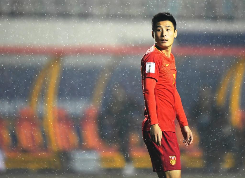 中国足球1:5负于泰国,中国足球1:8负于泰国