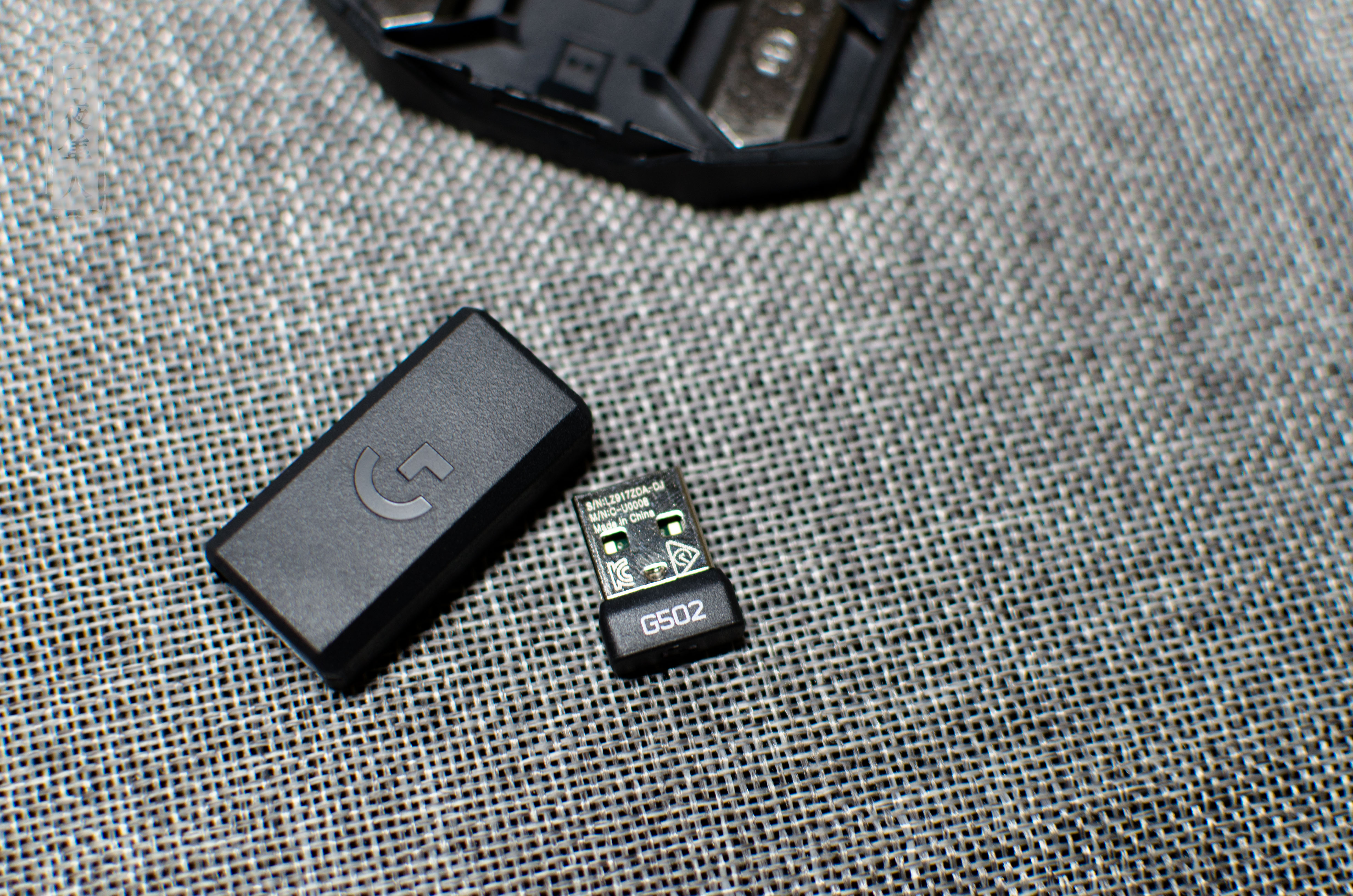 罗技g502lightspeedg502创世者双模式,罗技g502无线版怎样