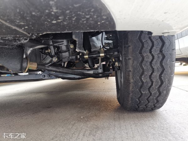 福田小货郎皮卡评测,福田小货郎皮卡和长安神骐f30对比