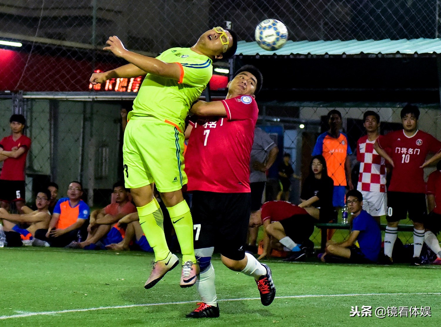 鐜嬮湝閲岀毊,閲岀毊涓轰腑鍥借冻鐞冪暀涓嬬殑韬奖