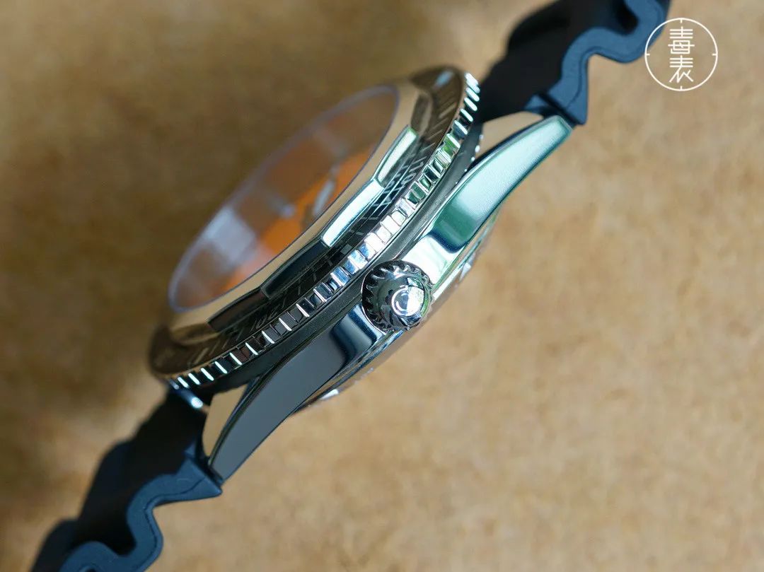 夏日橙鬼-雪铁纳DSSuperPH500M特别机械表