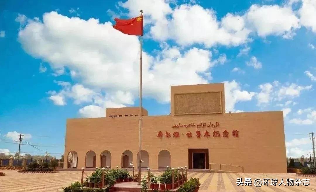 从骑毛驴见毛主席，到坐飞机开*会两**，库尔班大叔家的传奇故事正在续写……