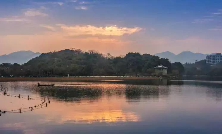 杭州攻略7大必去景点,杭州旅游攻略建议去和不建议去