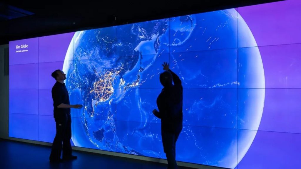 机场展博,法兰克福机场gucci