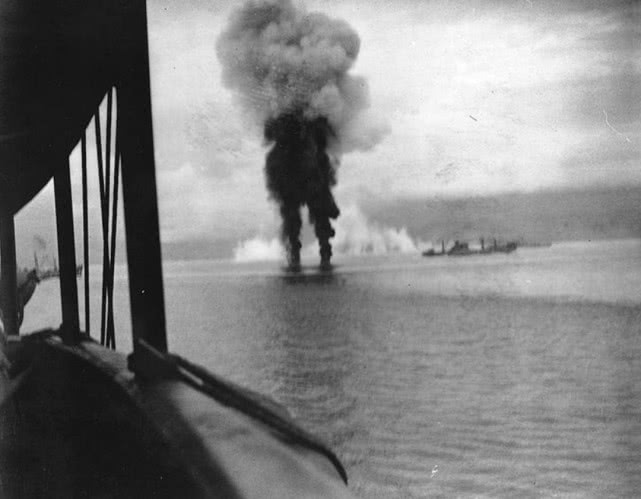 “不死祥瑞”吴港雪风,超甲等的扫把星,让友军尸骨累累