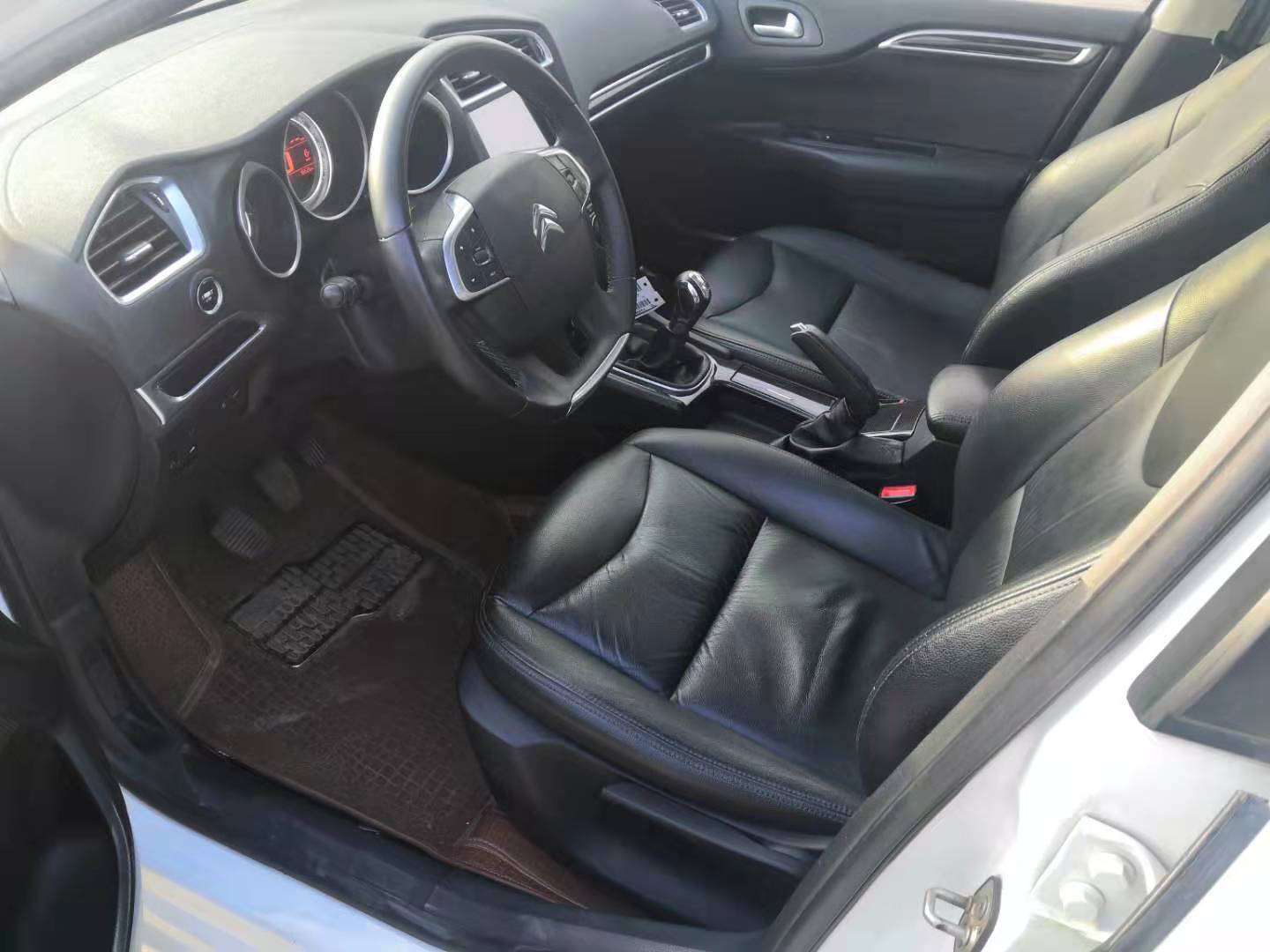 雪铁龙c4保值吗,16年雪铁龙c4l1.2t值得买吗