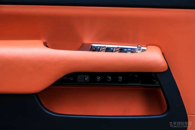 试驾劳斯莱斯曜影2020款,试驾劳斯莱斯幻影2022新款