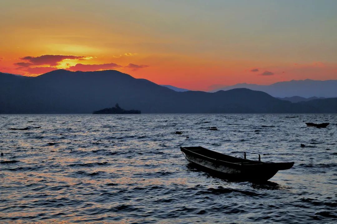 丽江是一个让人念念不忘的地方,丽江一个充满诗情画意的地方