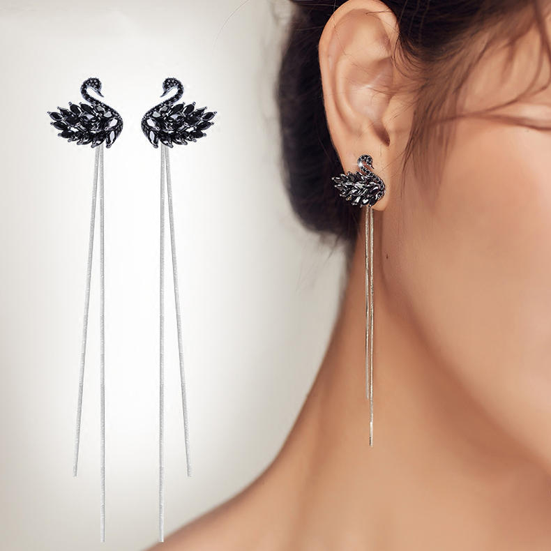 精致配饰让你变身时髦精,时尚配饰诠释优雅高级艺术