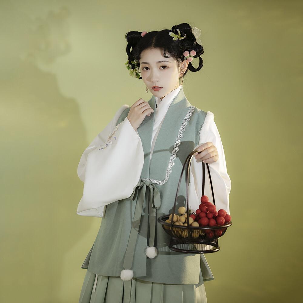 比较适合萌新学生的汉服店,正版适合155学生党的汉服店推荐