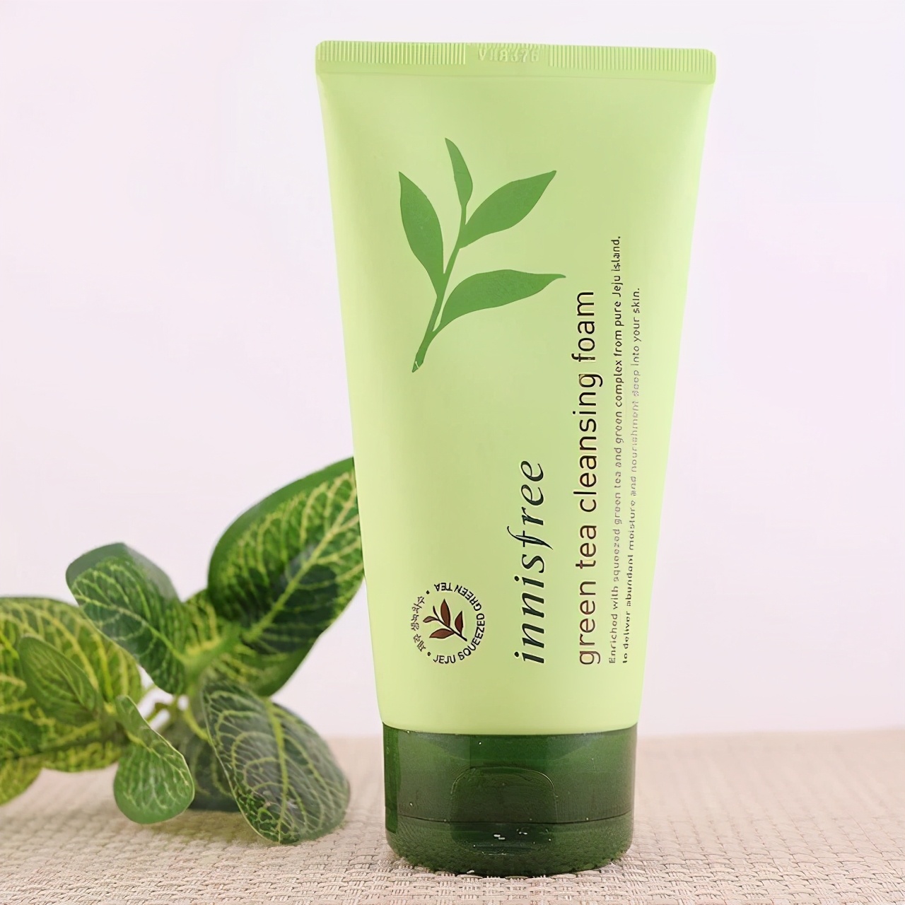 肌肤补水洗面奶,毛孔粗大用补水保湿的洁面乳好吗