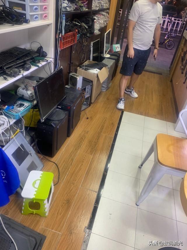 电脑店还有必要继续开吗,电脑店可以发展哪些业务
