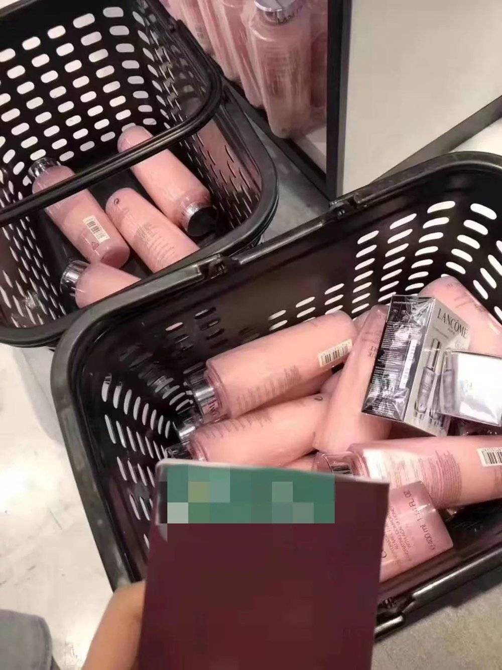 转场或者退出代购干不过主播？