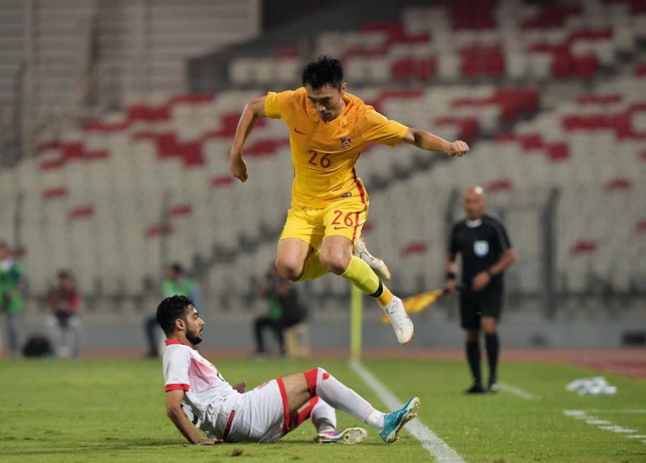 中国足球复兴之路任重而道远,中国足球的兴衰历程和未来发展