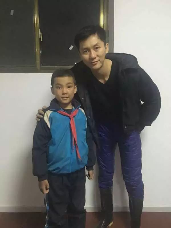 “*底卧**”三原：获奖专业户背后真相