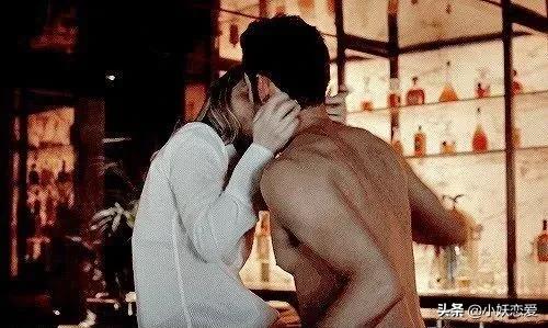 和女生打情骂俏技巧是什么,如何引导女生打情骂俏