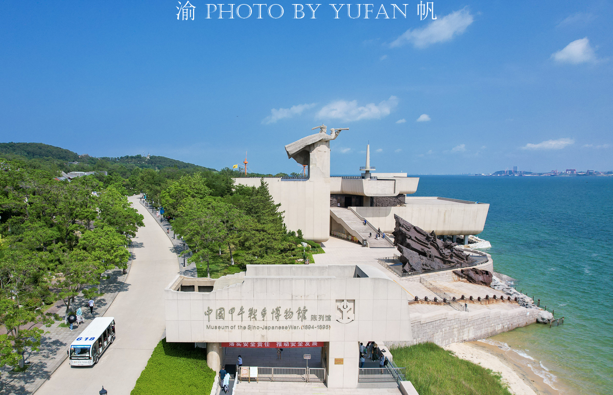 告诫后人要永远铭记历史,每一个中国人要永远铭记那段历史