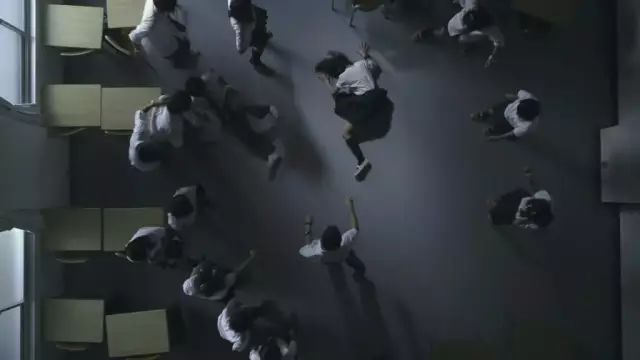 新闻关于女孩被打,8岁女孩被打事件完整版