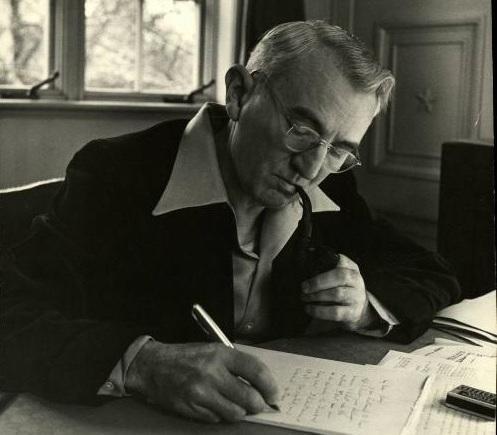 36岁男人必读的十本书,男人熬夜也要读这十本书