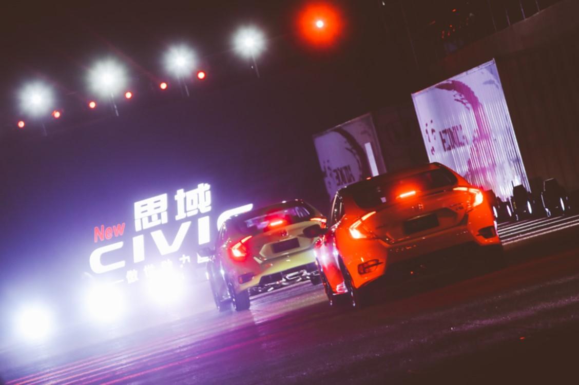 2019款十代思域高配换挡拨片,十代思域全段中置排气推荐