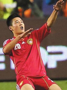 武磊能成为历史前5的前锋吗,武磊怎么出道的