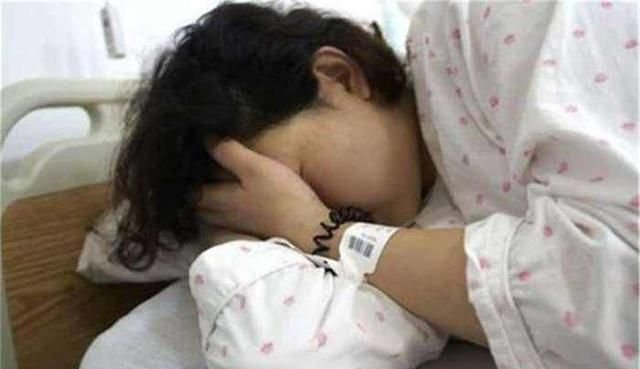 生孩子时是不是一疼就用力,生孩子的时候医生会有反应吗