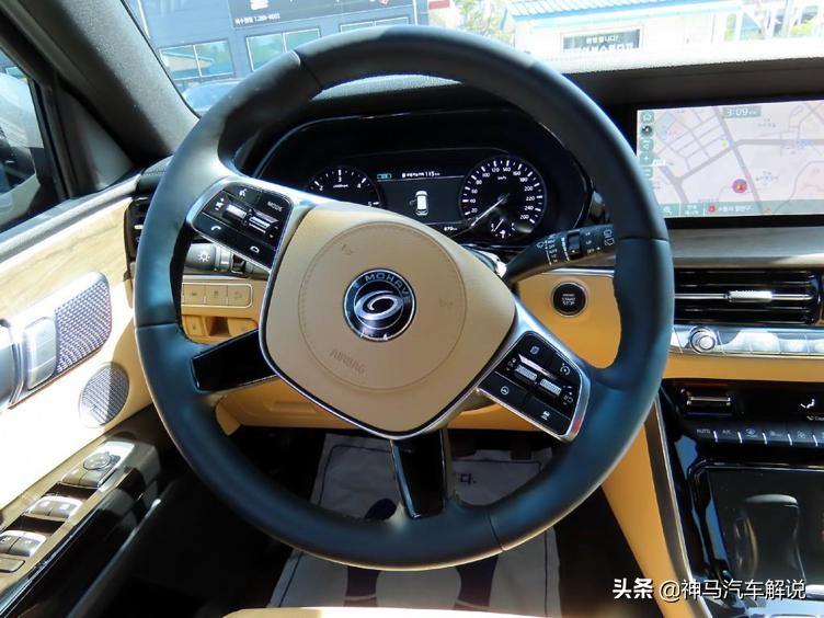 起亚霸锐3.8四驱表现,起亚霸锐3.0tv6柴油版