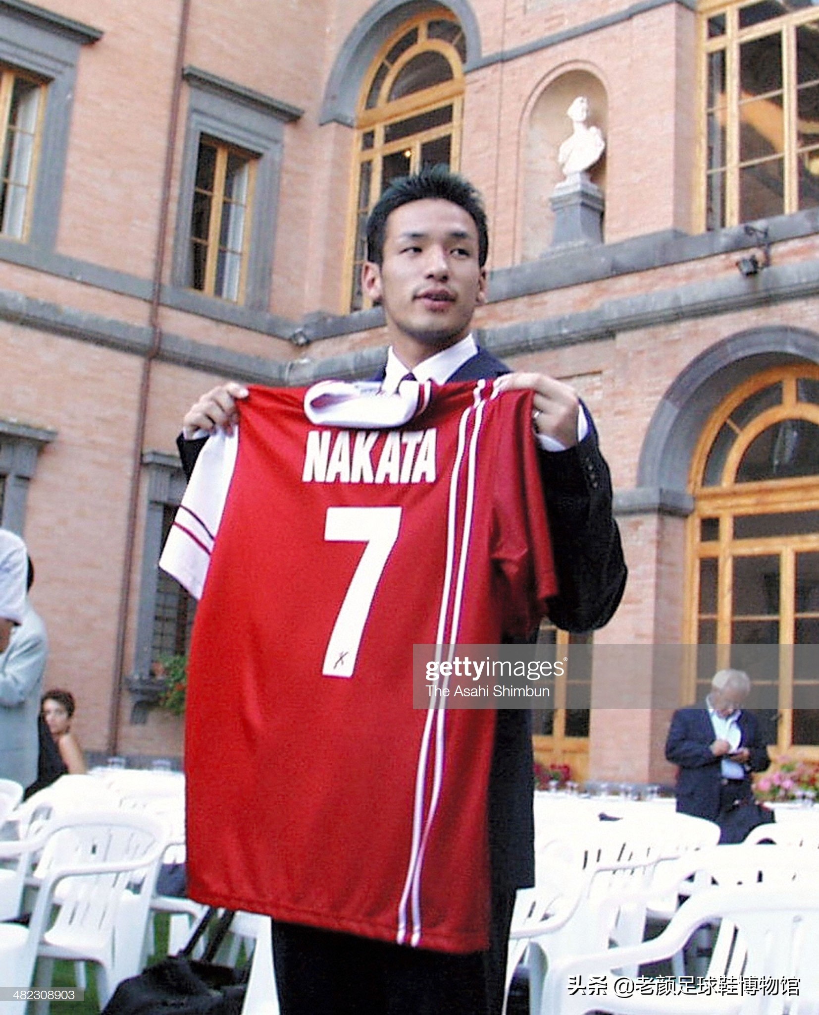 fifa足球世界亚洲一哥,亚洲足球最大年纪退役的球员