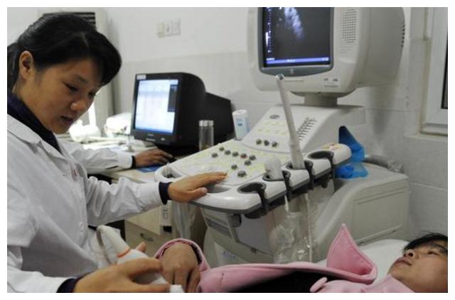 熊猫血二胎快出生了,熊猫血妈妈生一胎是熊猫血吗