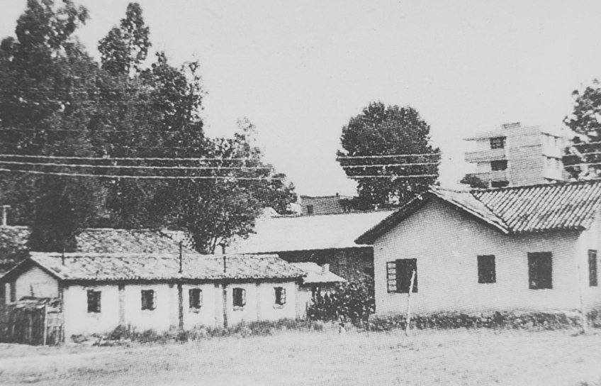 云南云光厂，83年的老字号，背山临湖，诞生中国首架*用军**望远镜