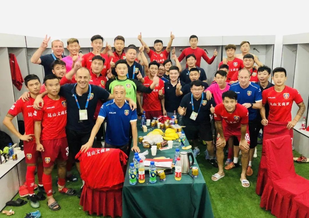 他是江苏籍球员唯一拿过中超冠军的,现在他也是一名成功的教练