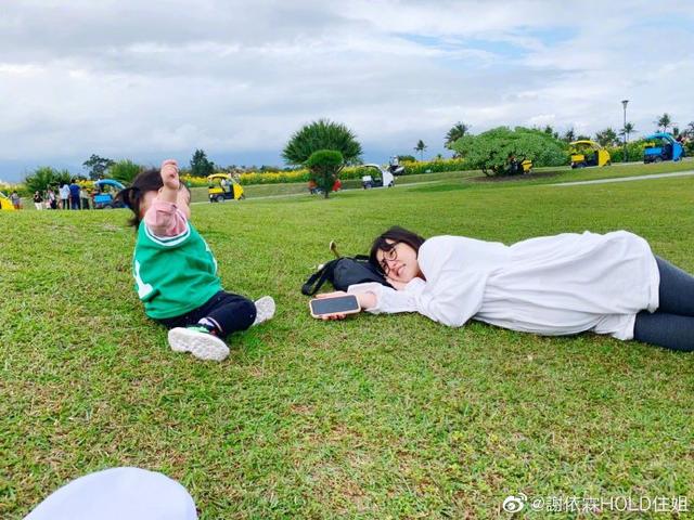 谢依霖分享生二胎喜讯,谢依霖二胎顺产还是剖腹产