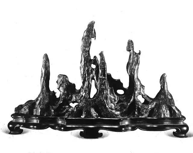 米芾研山铭朗诵,米芾的研山铭如何欣赏