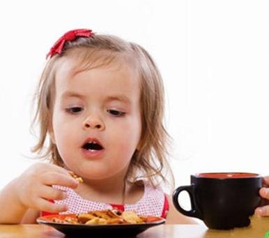 上牙埋地下，下牙扔房顶，孩子乳牙掉了别再这么做了