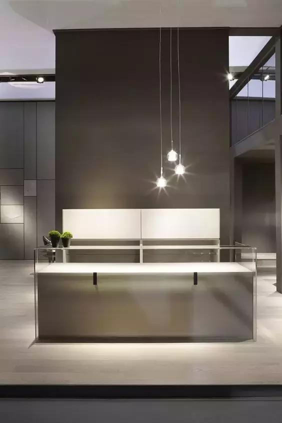 漂亮的前台图片,漂亮的前台美女