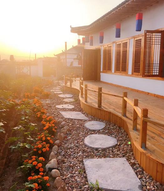 海兰江畔稻花香地址,海兰江畔稻花香