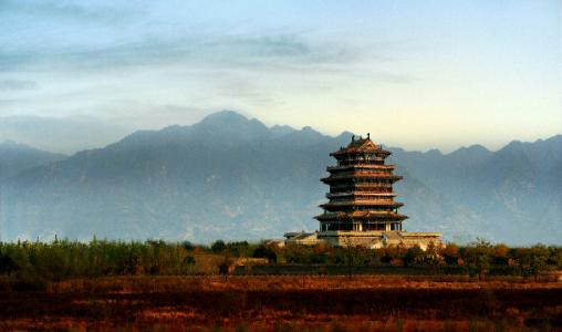 鹳雀楼在哪里建,我国哪里有鹳雀楼遗址景区