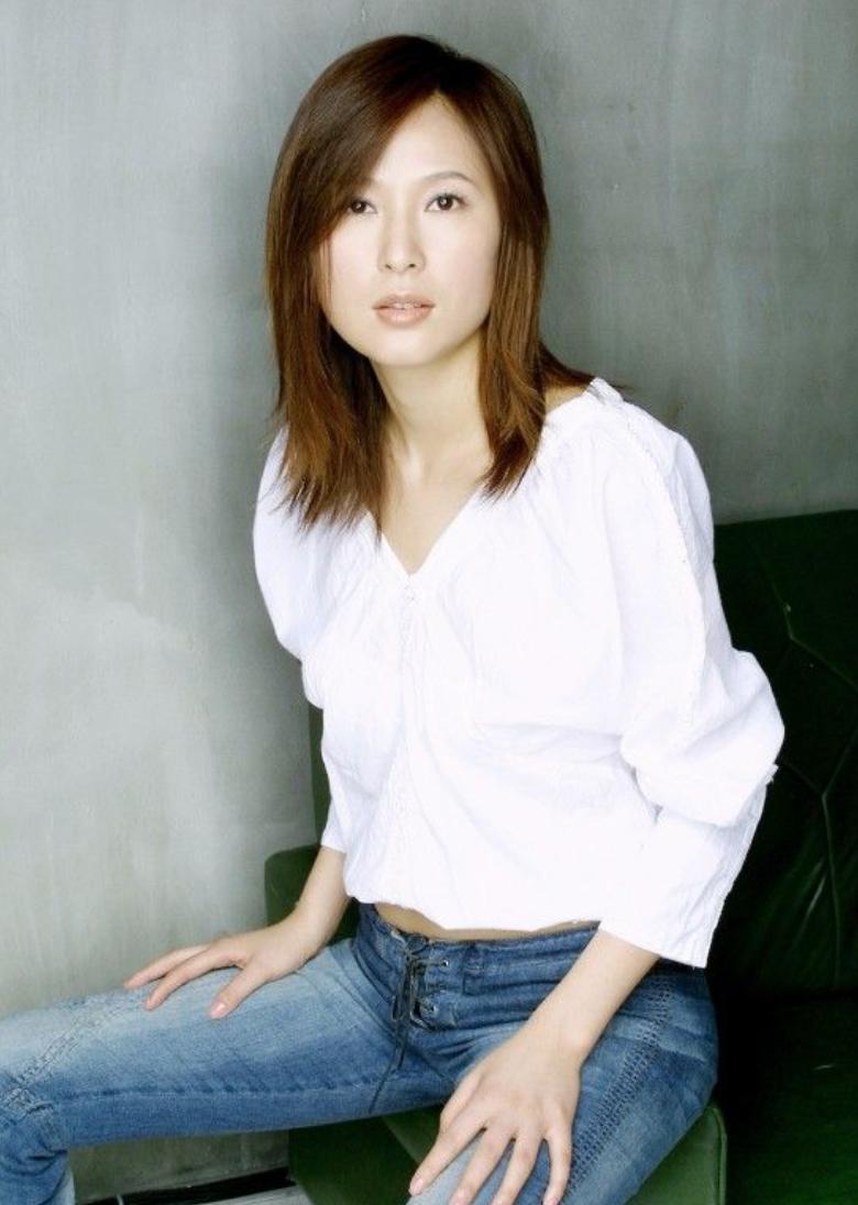 傻白甜鼻祖唐嫣演技遭质疑,傻白甜黑化是什么样子的