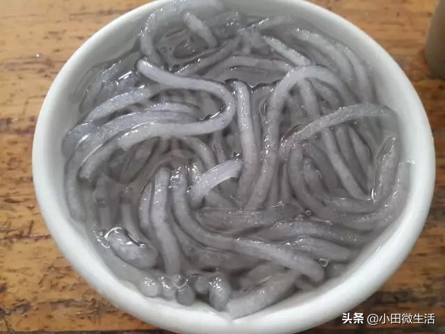 湛江特色小吃粉子,湛江遂溪小吃薯粉粒