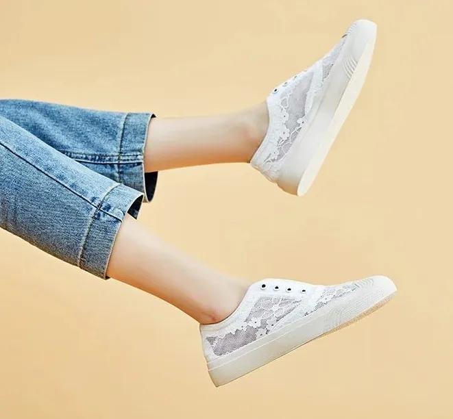 蕾丝小雏菊懒人鞋,穿上比高跟鞋还好看