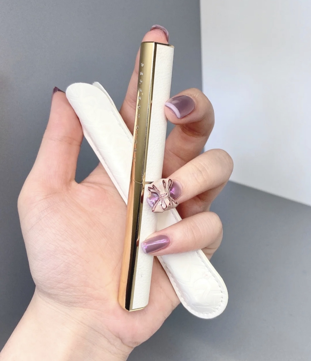 完美日记小细跟口红值得买吗,完美日记丝绒细管口红