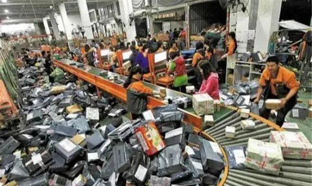 20岁时白手起家，25岁去了天堂，妻子嫁给了司机，公司归了大舅哥