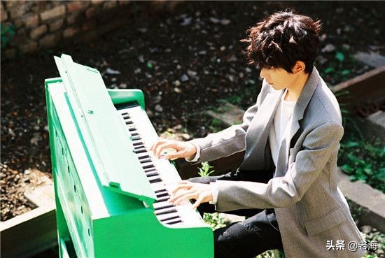 郭京飞评价王源,王源和郭京飞来到快乐大本营