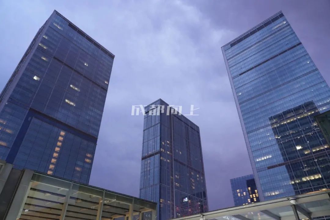 濡備綍鎶婃垚閮芥墦閫犳垚缃戠孩鍩庡競,鎬庢牱鎵嶅彲浠ヨ鎴愰兘鍙樻垚鍖椾含