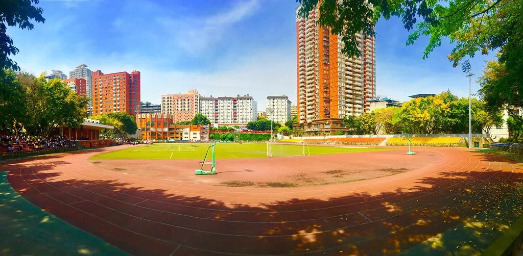 重庆一中与巴蜀中学哪个好,重庆一中全校前十名