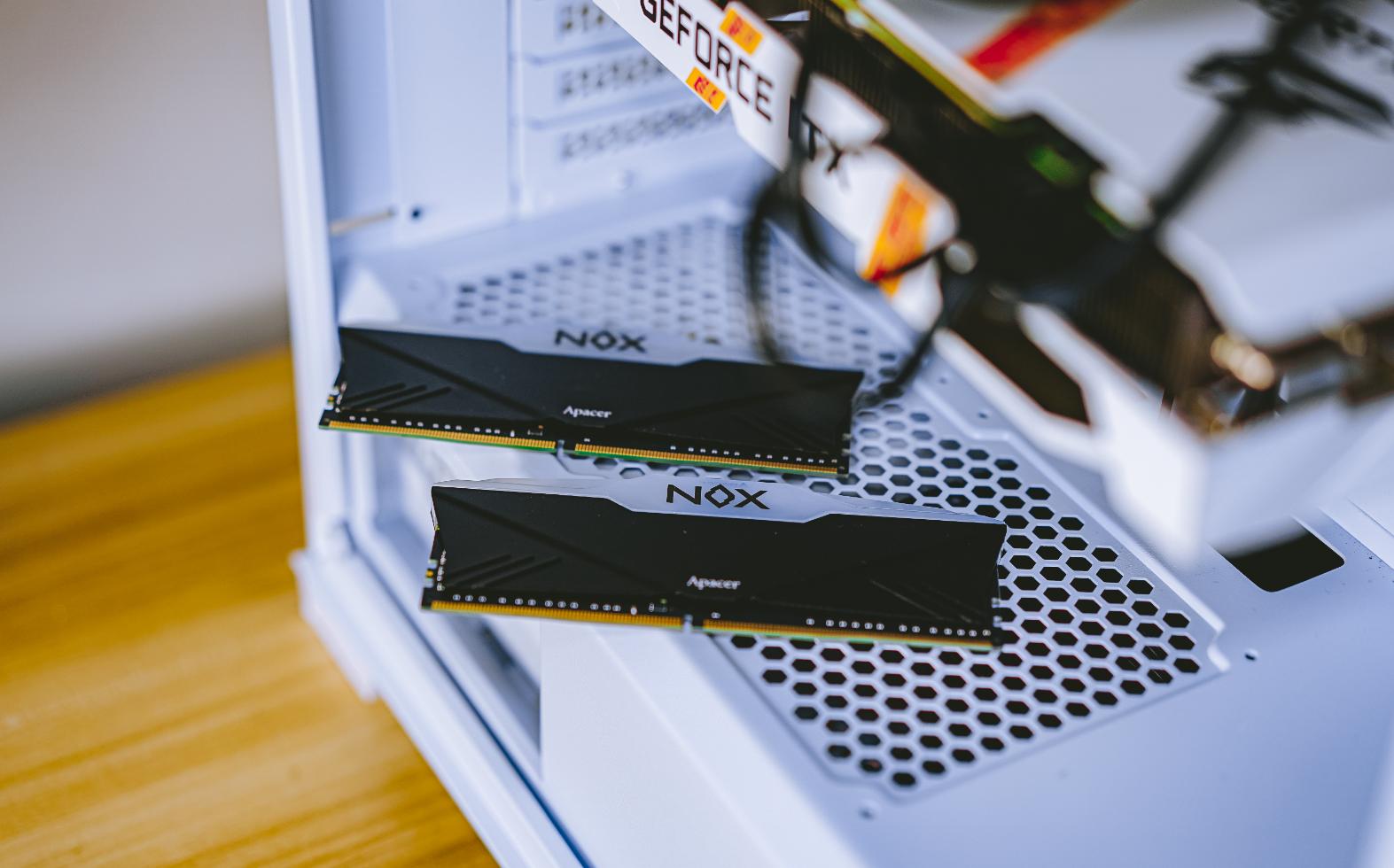 瀹囩灮鏆楅粦nox,瀹囩灮鐏潯