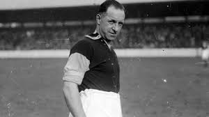 足球转会费解释,足球转会费10个亿